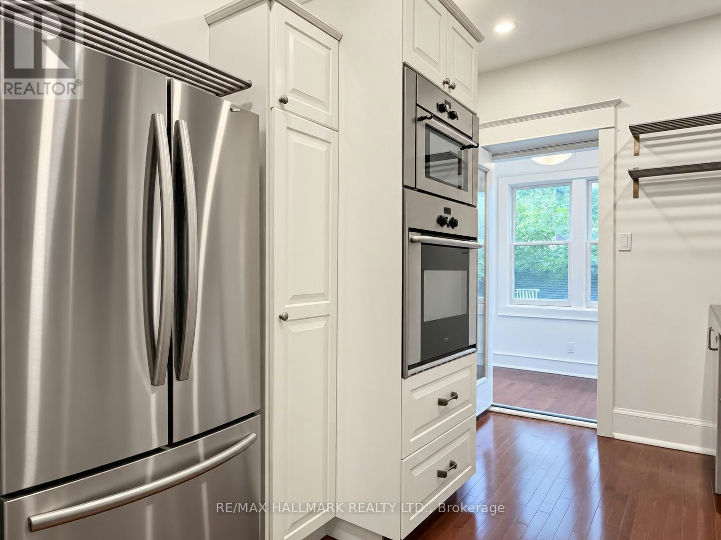 28 Ashdale Avenue, Toronto, ON, M4L 2Y7 - 21