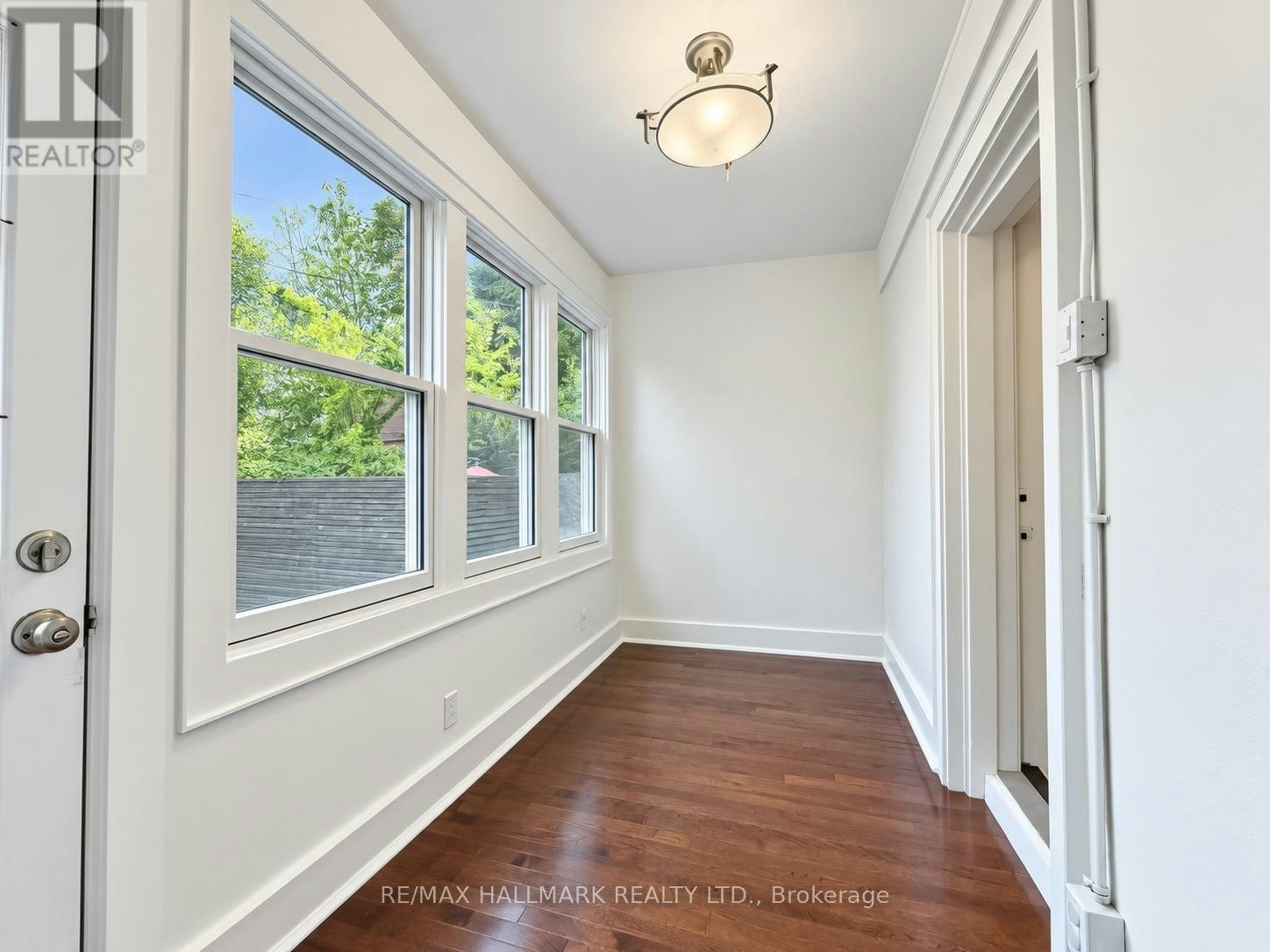 28 Ashdale Avenue, Toronto, ON, M4L 2Y7 - 25
