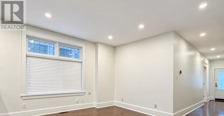 28 Ashdale Avenue, Toronto, ON, M4L 2Y7 - 17