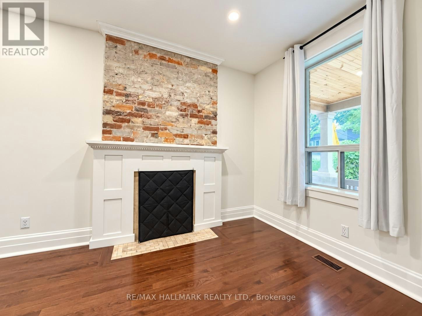 28 Ashdale Avenue, Toronto, ON, M4L 2Y7 - 14