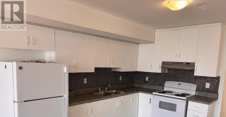 UPPER-879A Wilson Avenue, Toronto, ON, M3K 1E6