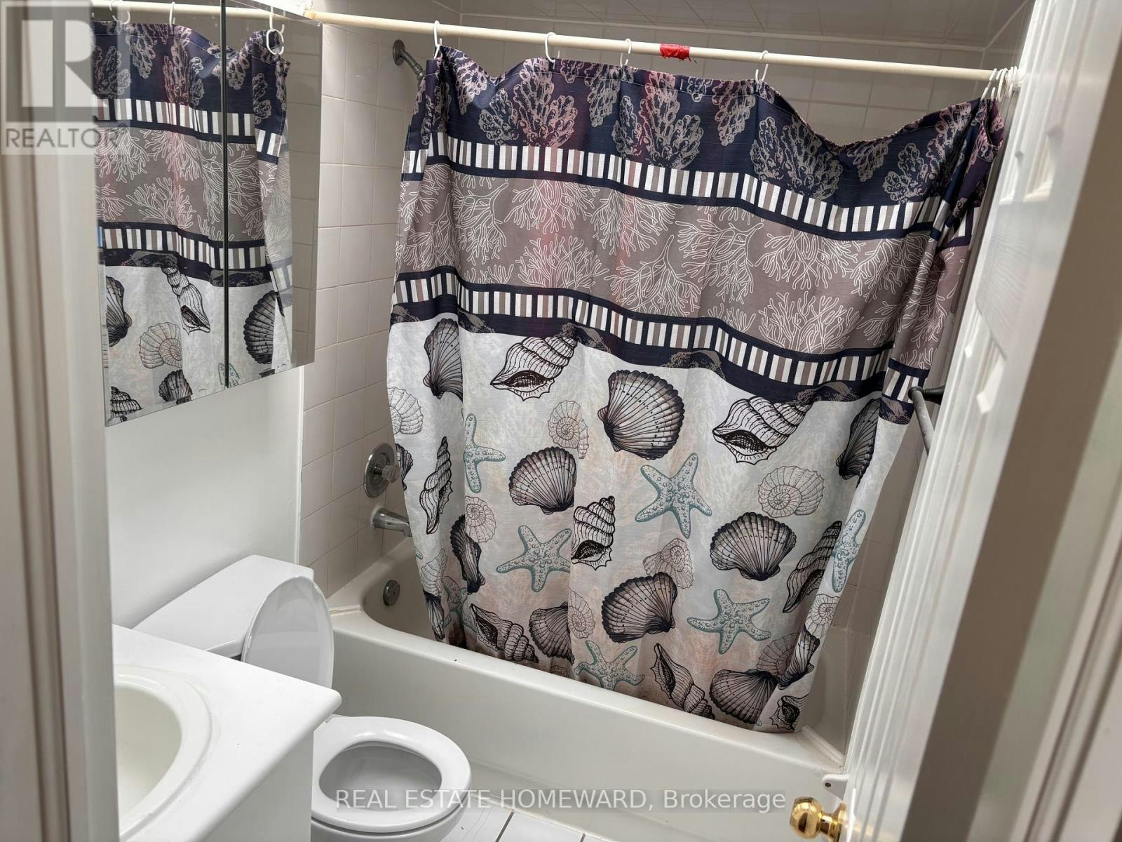 UPPER-879A Wilson Avenue, Toronto, ON, M3K 1E6 - 7
