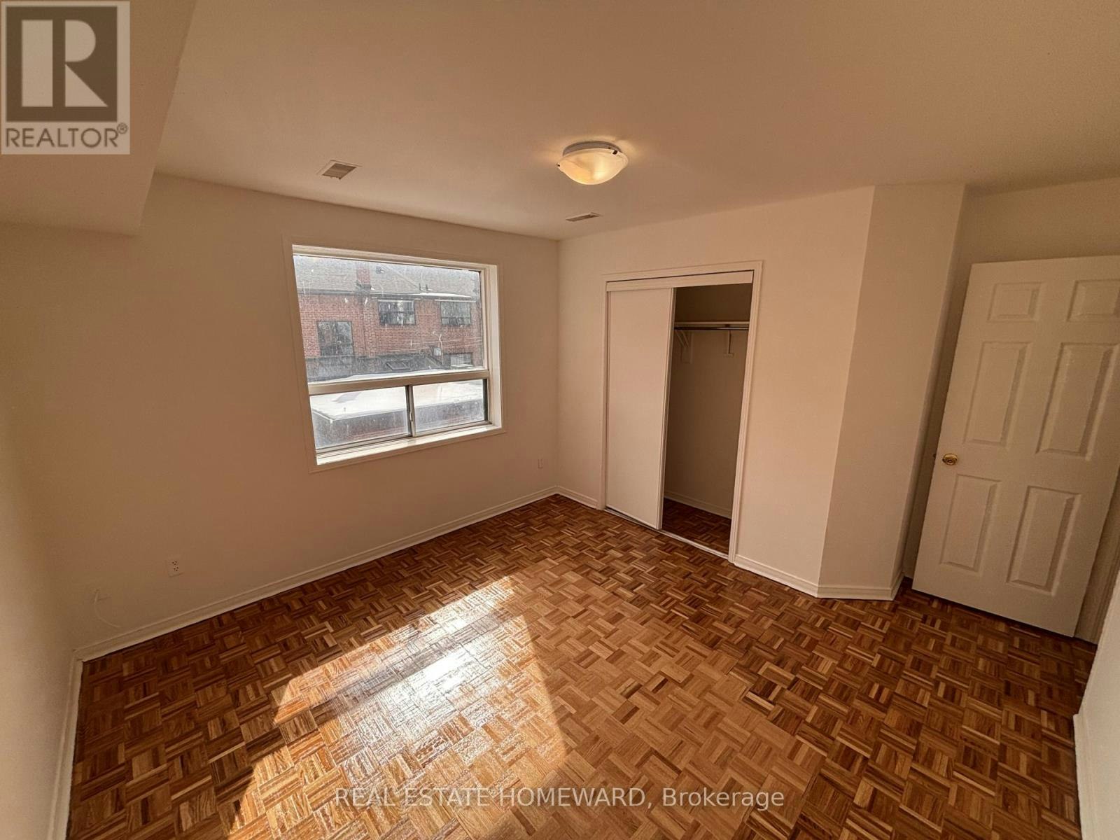 UPPER-879A Wilson Avenue, Toronto, ON, M3K 1E6 - 5