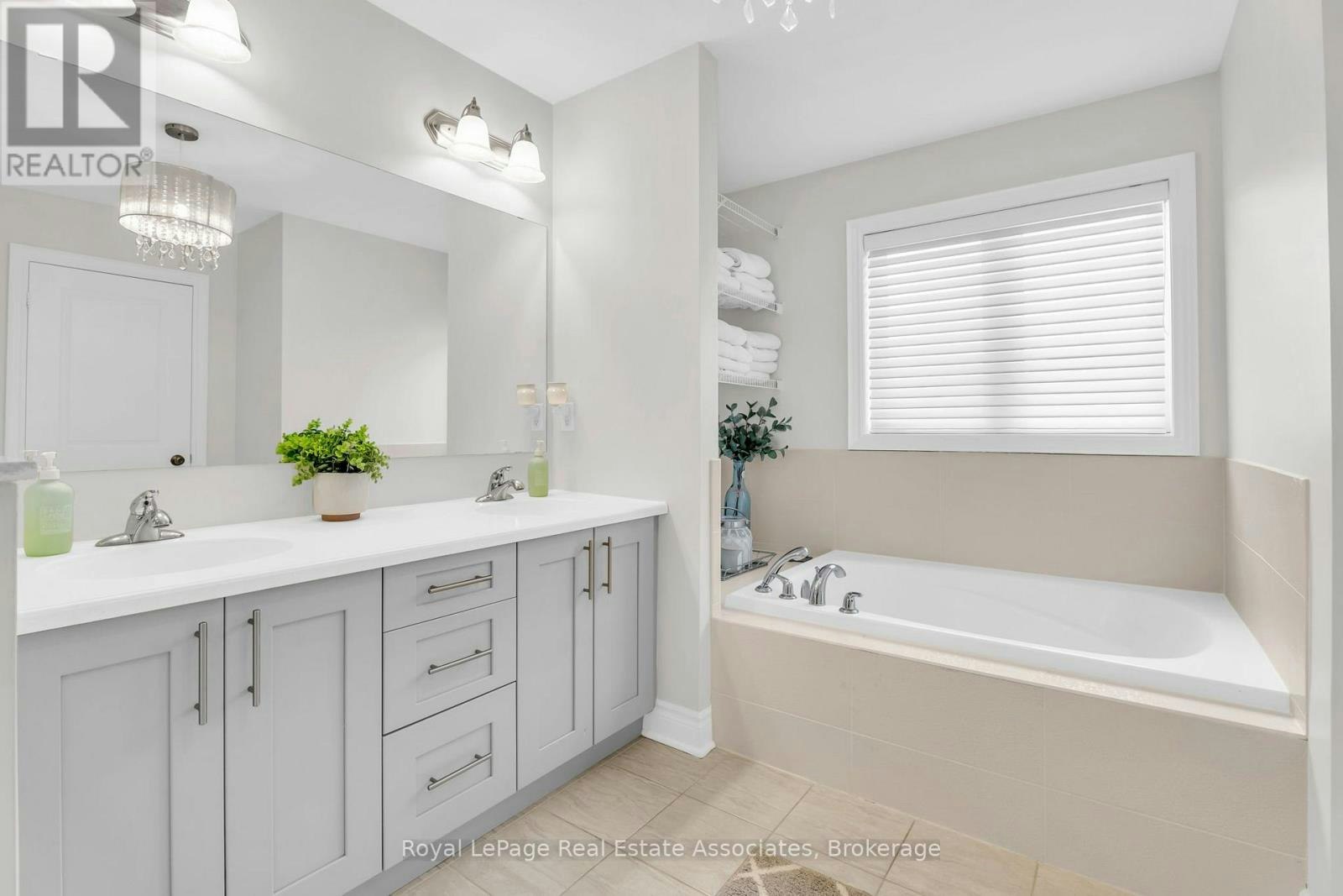 17 Mitchell Mitchell Crescent, Mono, ON, L9W 6W6 - 29