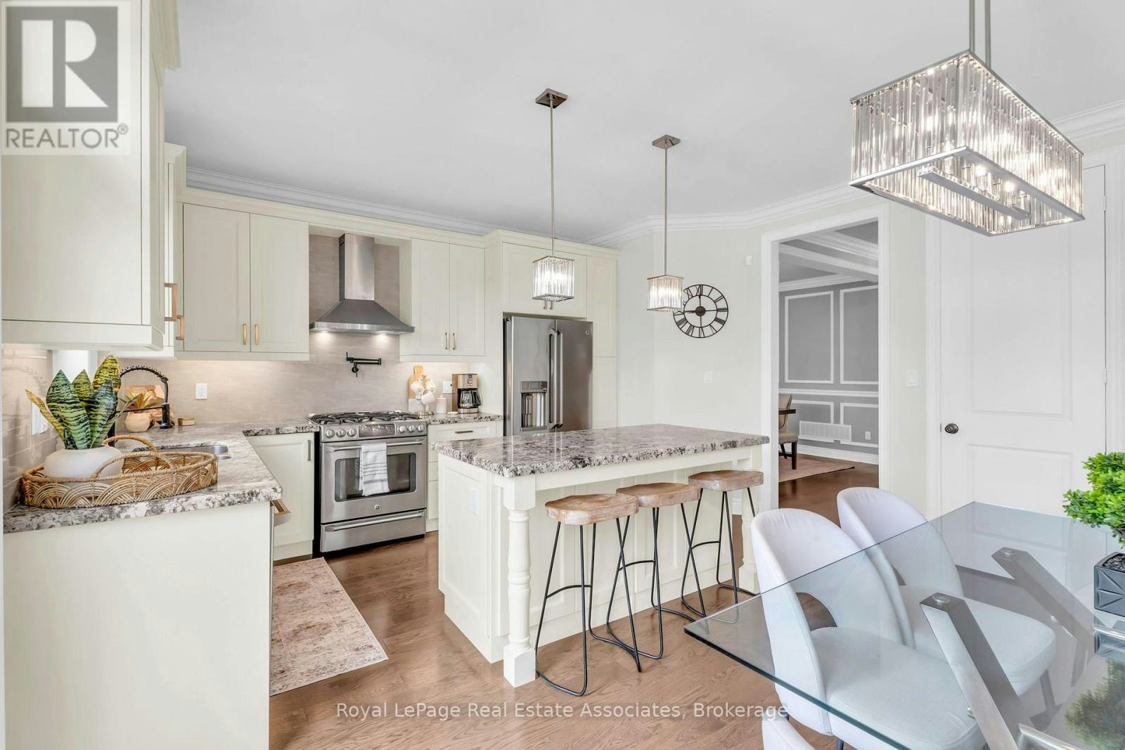 17 Mitchell Mitchell Crescent, Mono, ON, L9W 6W6 - 19