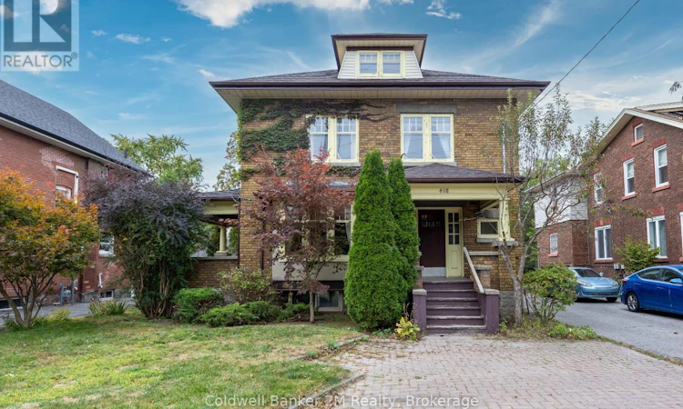 408 Simcoe Street N