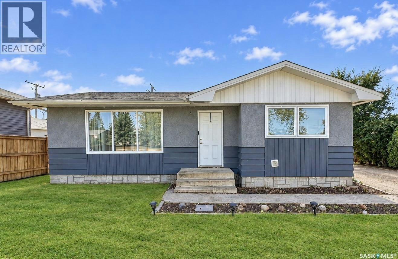 351 26th Street, Battleford, SK, S0M 0E0