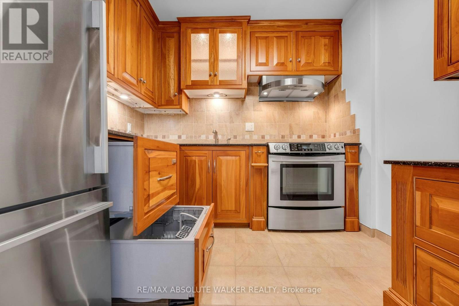 1003-71 Somerset Street W, Ottawa, ON, K2P 2G2 - 13