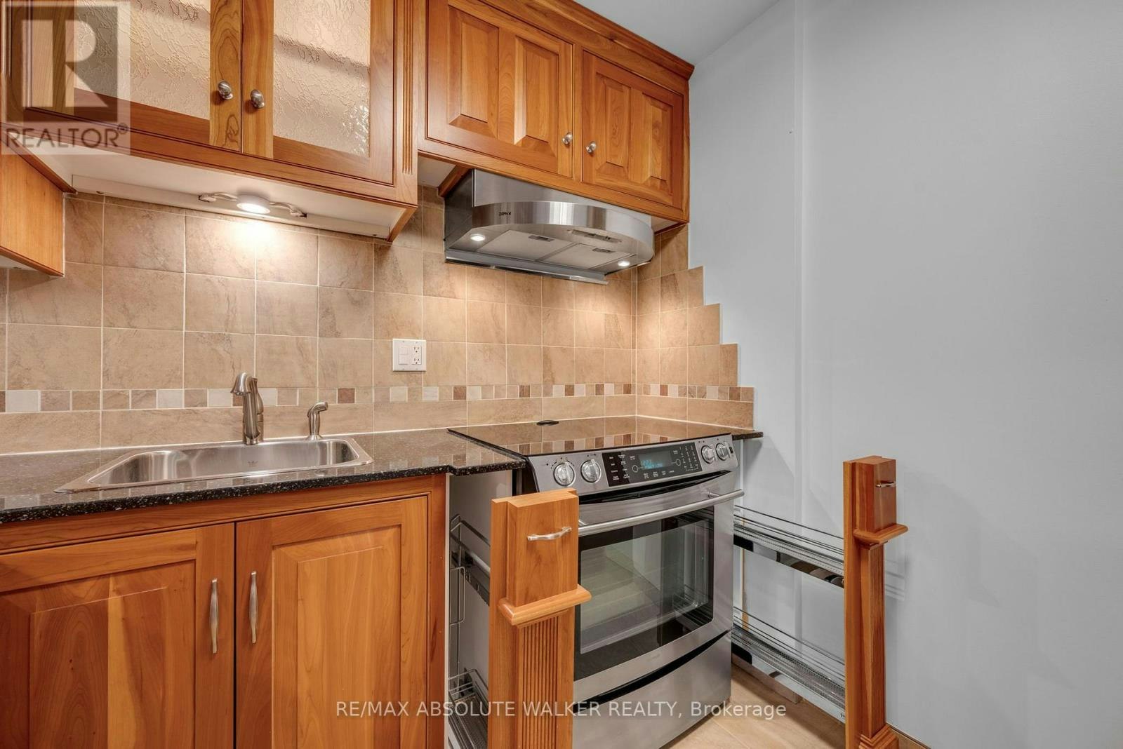 1003-71 Somerset Street W, Ottawa, ON, K2P 2G2 - 15