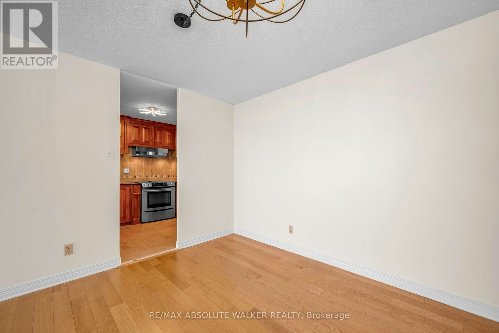 1003-71 Somerset Street W, Ottawa, ON, K2P 2G2 - 9