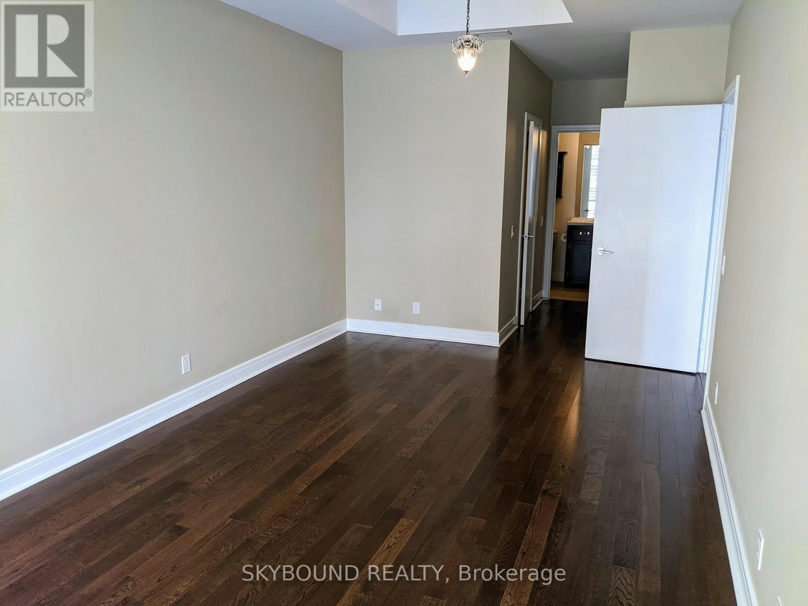 S520-112 George Street, Toronto, ON, M5A 2M5 - 24