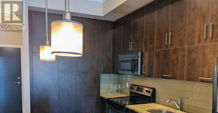 S520-112 George Street, Toronto, ON, M5A 2M5 - 7