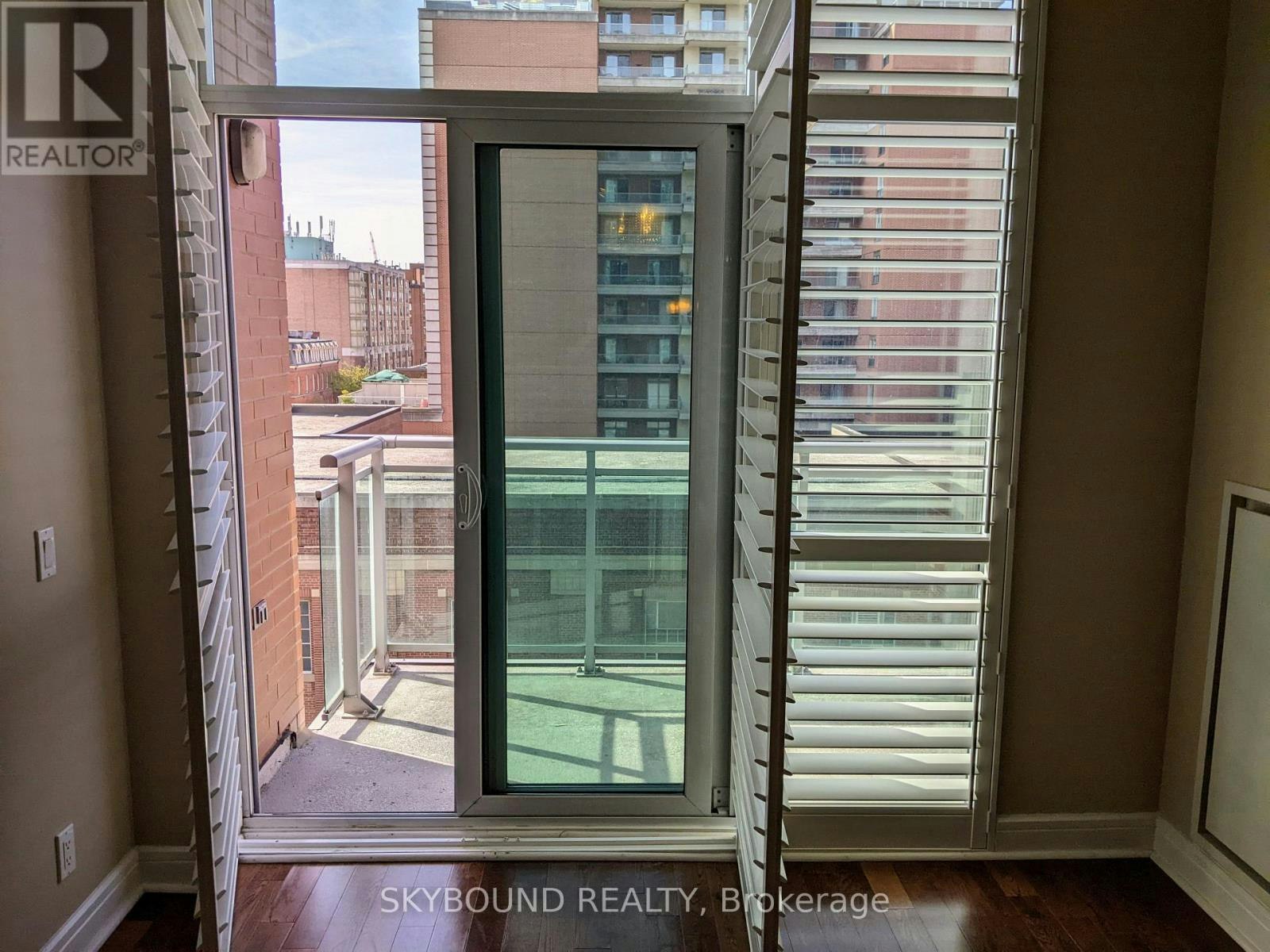 S520-112 George Street, Toronto, ON, M5A 2M5 - 14