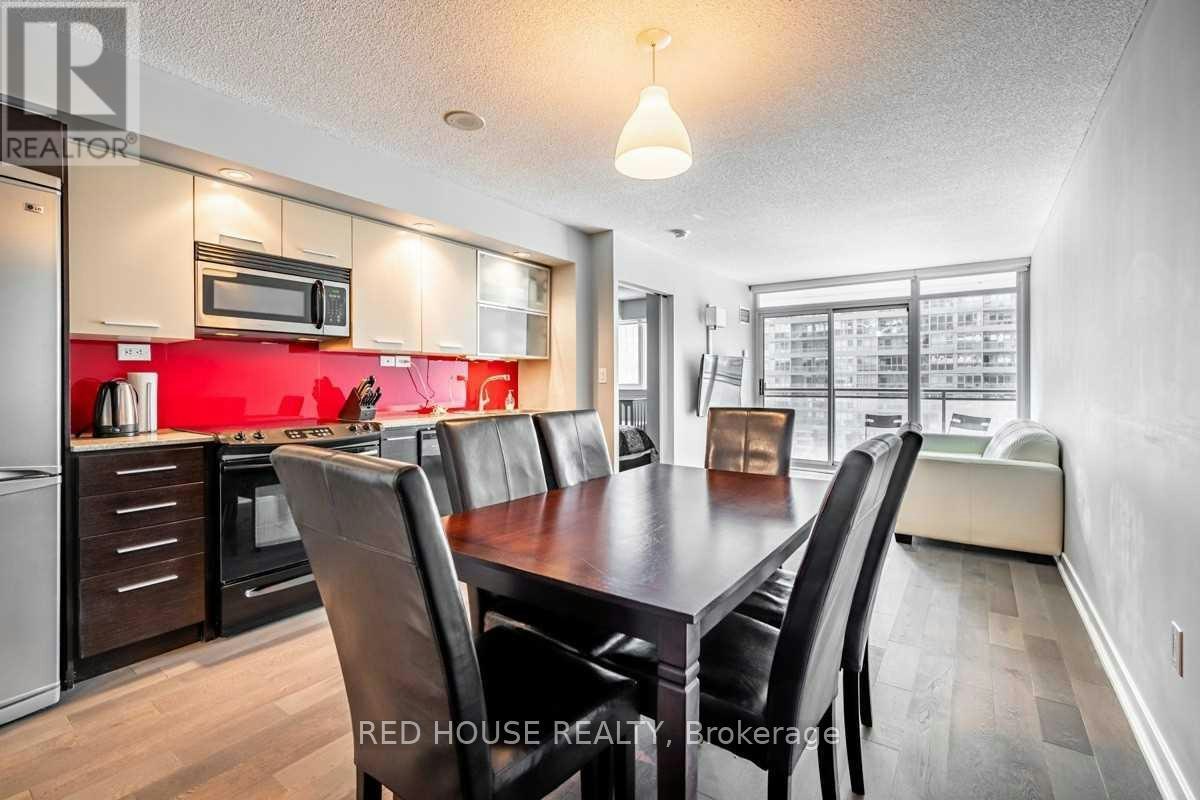 628-8 Telegram Mews, Toronto, ON, M5V 3Z5 - 2