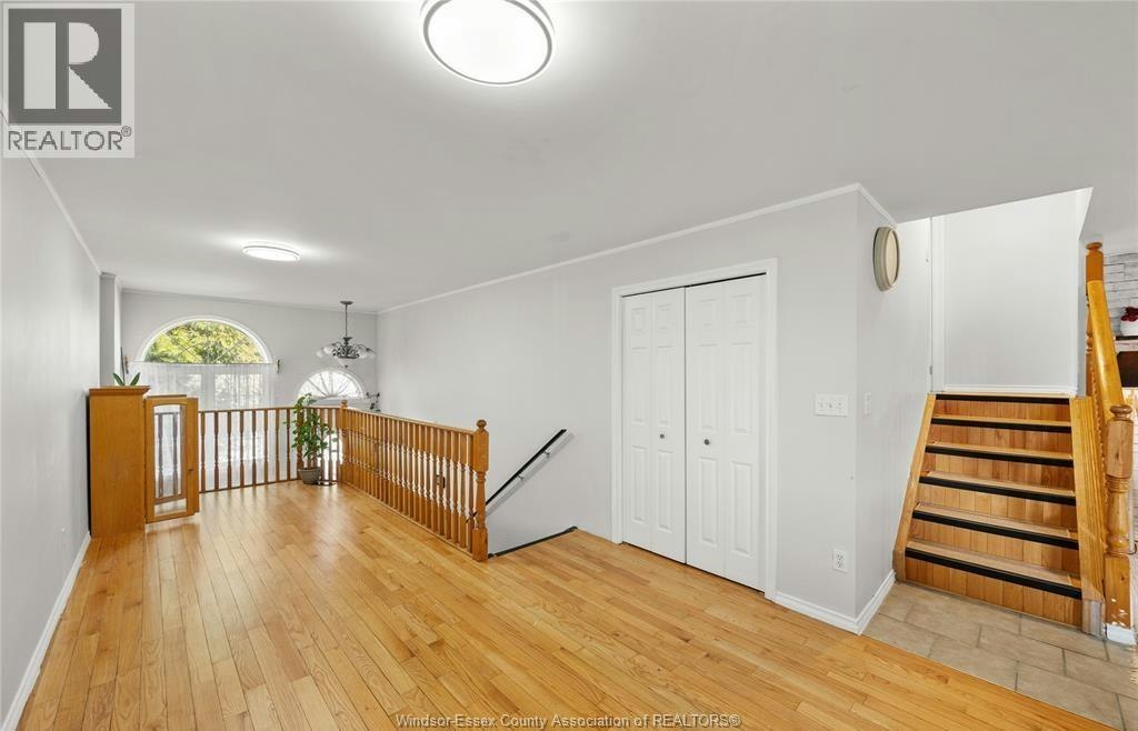 UPPER-1537 Langlois, Windsor, ON, N8X 4M3 - 2