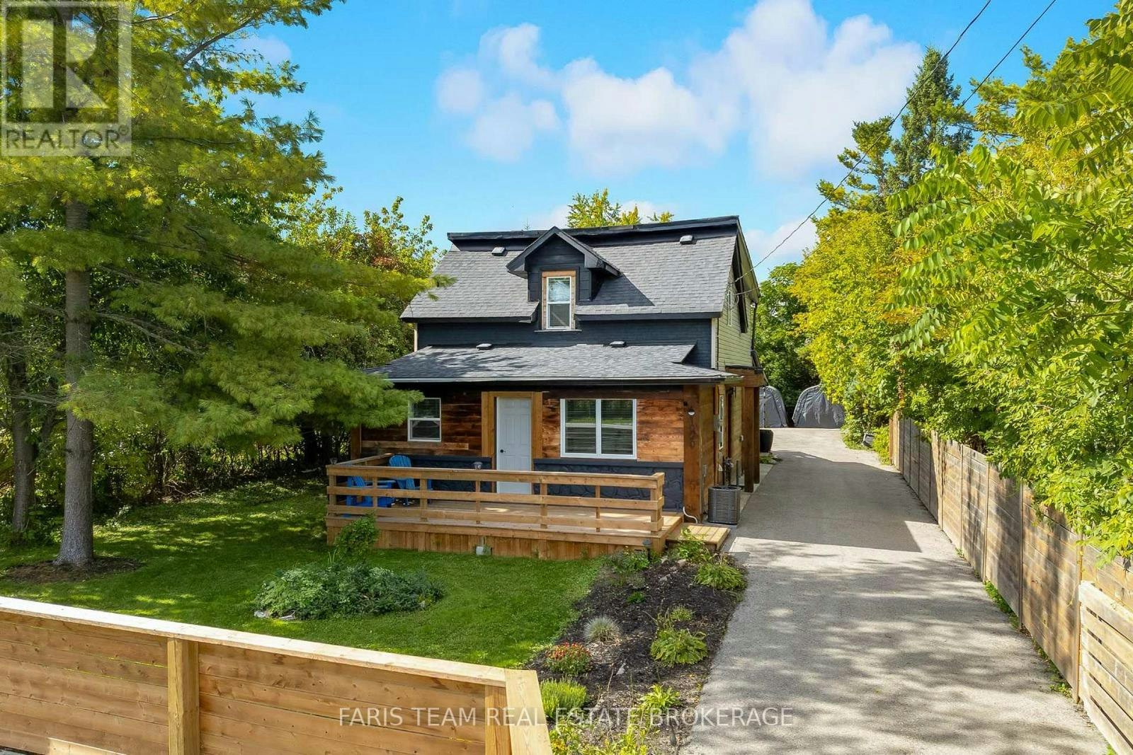 1020 Ewart Street, Innisfil, ON, L0L 1C0