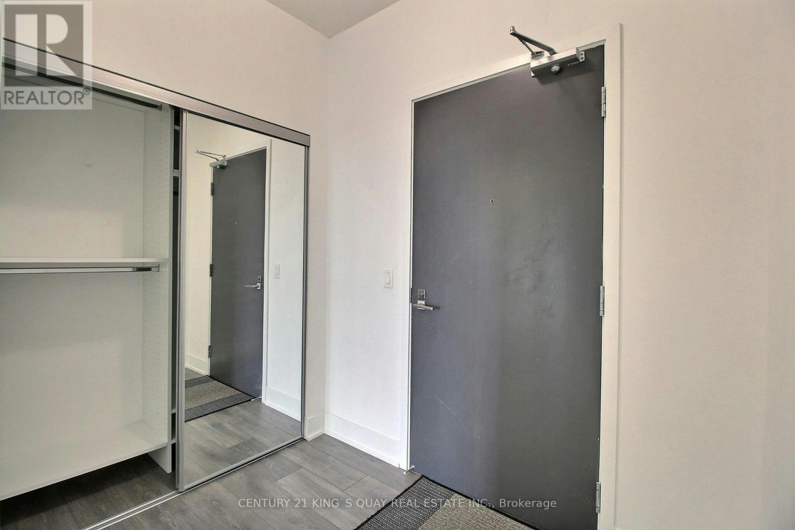 2502-2916 7 Highway, Vaughan, ON, L4K 0K6 - 2