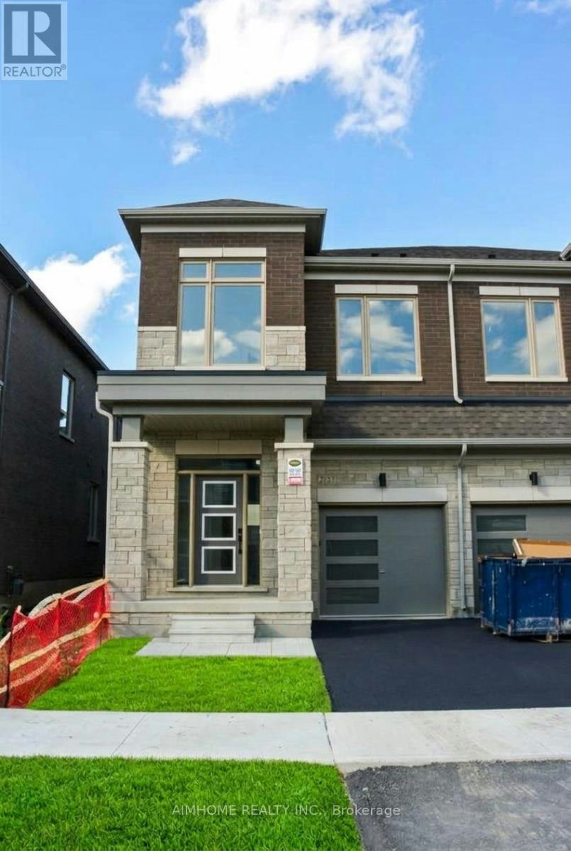 213 Hook Drive, Richmond Hill, ON, L4S 1L8 1