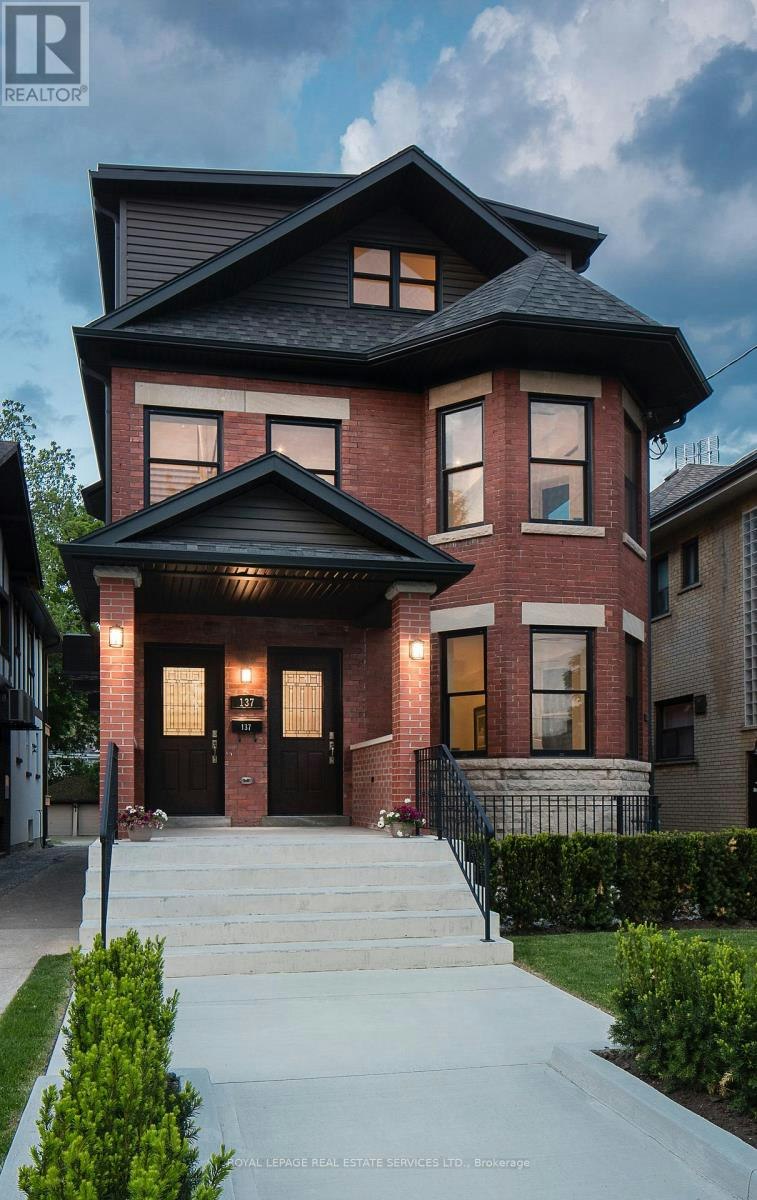 137 High Park Avenue, Toronto, ON, M6P 2S3