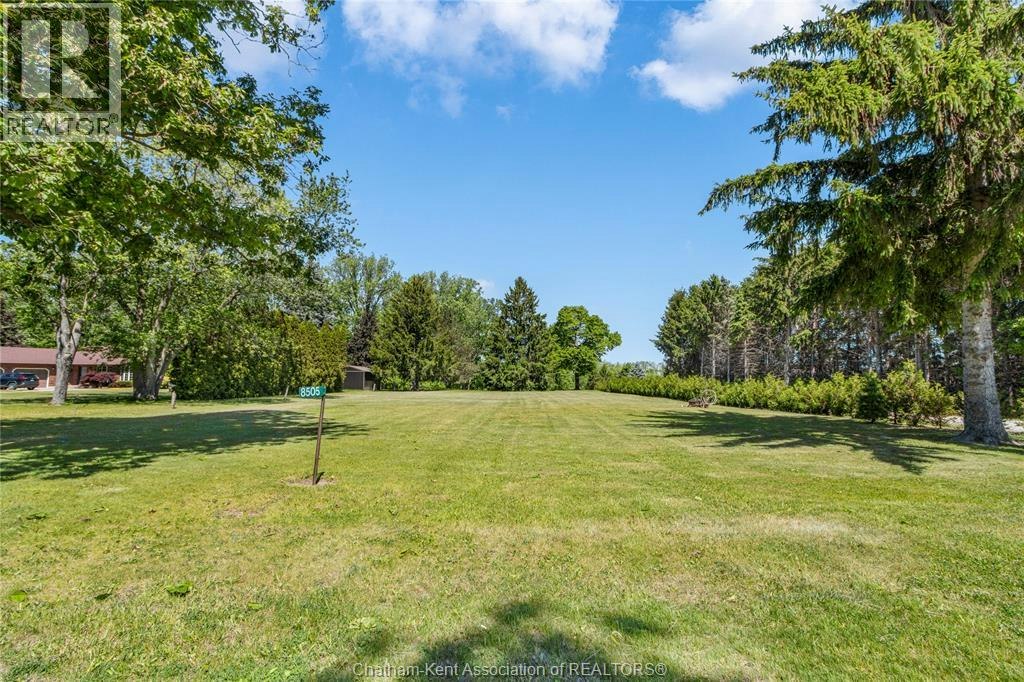 8505 Water Street, Chatham-Kent, ON, N0P 1E0