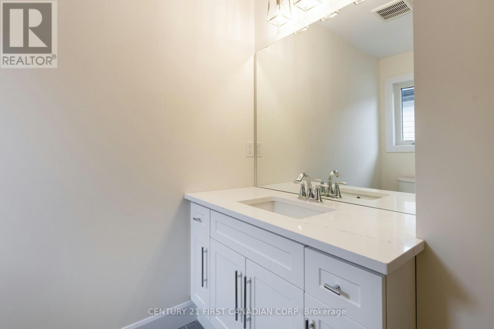 6453 Royal Magnolia Avenue, London, ON, N6P 0K2 - 22