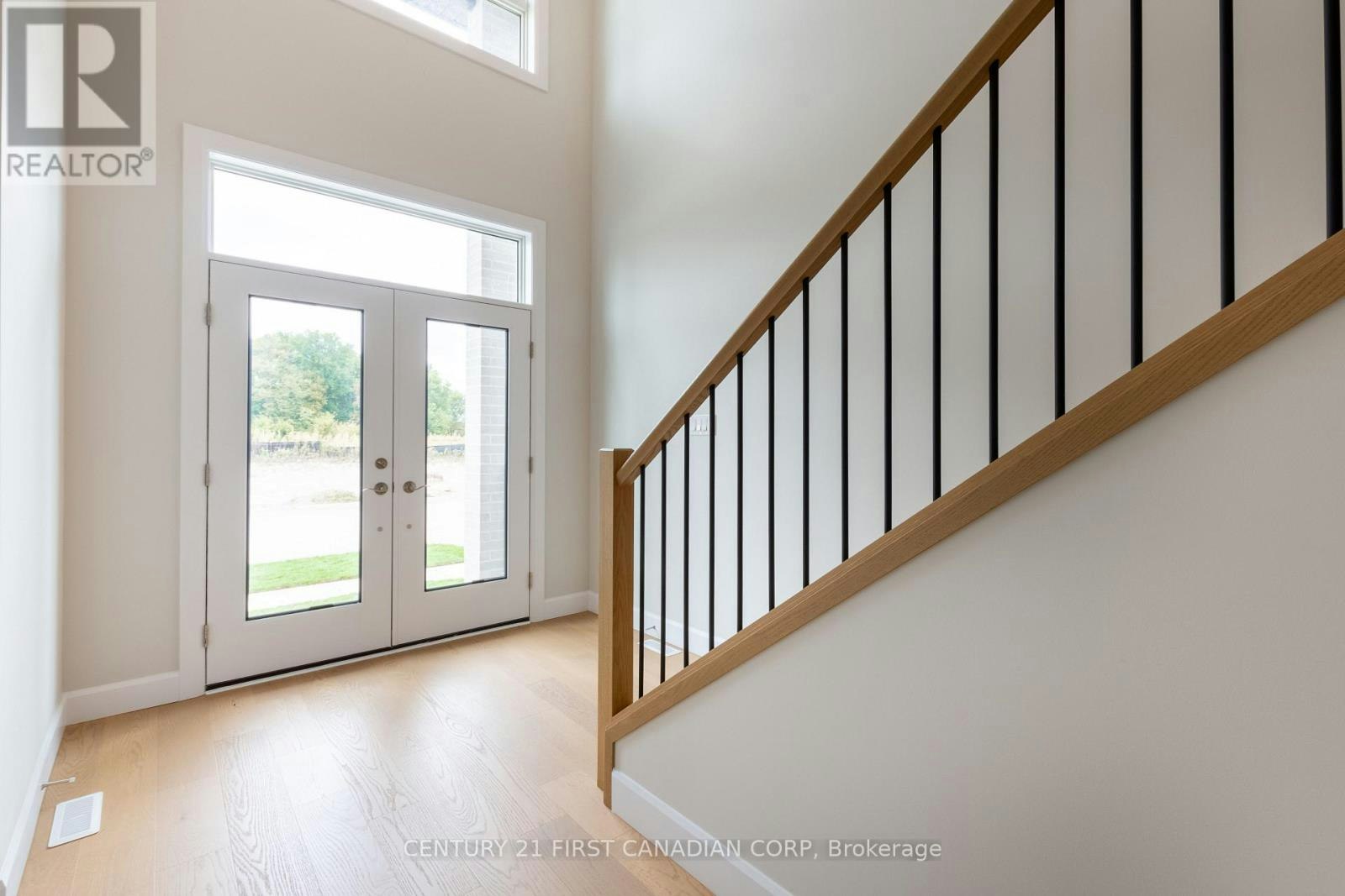 6453 Royal Magnolia Avenue, London, ON, N6P 0K2 - 3