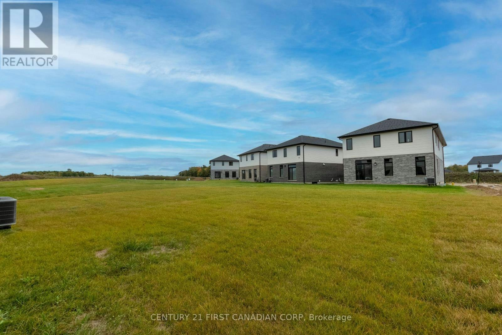 6453 Royal Magnolia Avenue, London, ON, N6P 0K2 - 26