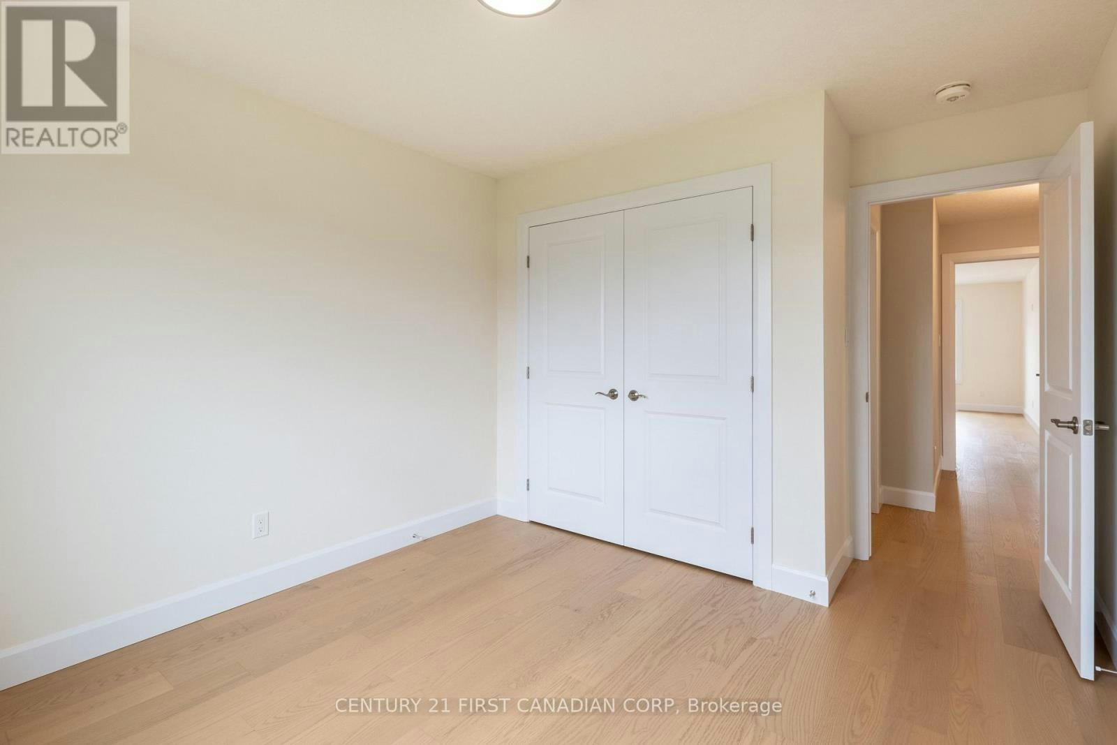 6453 Royal Magnolia Avenue, London, ON, N6P 0K2 - 17