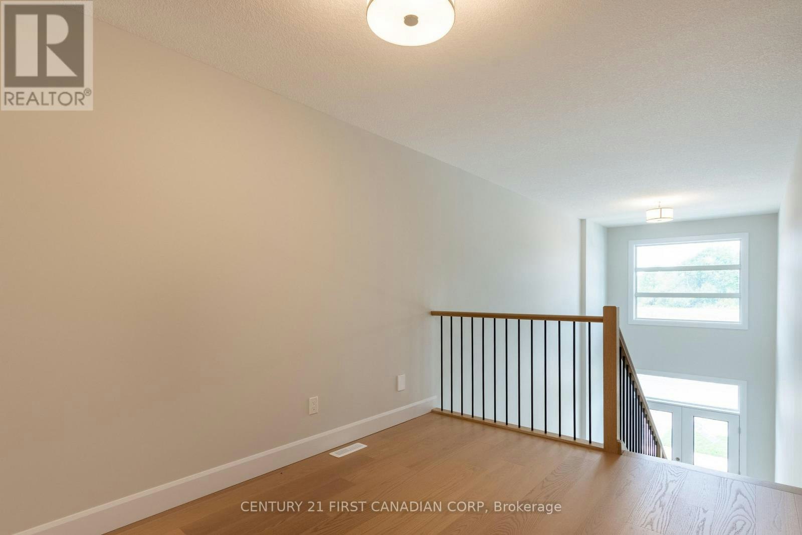 6453 Royal Magnolia Avenue, London, ON, N6P 0K2 - 12