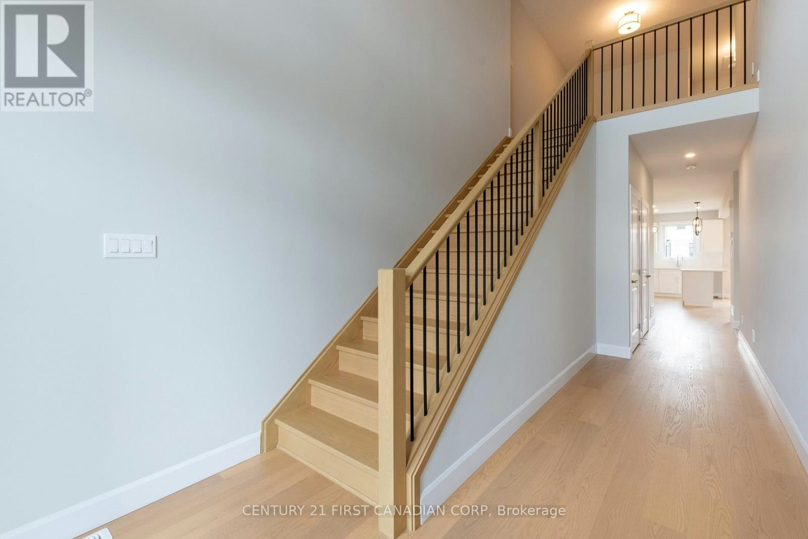 6453 Royal Magnolia Avenue, London, ON, N6P 0K2 - 4