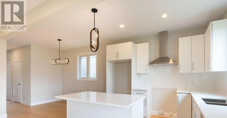 6453 Royal Magnolia Avenue, London, ON, N6P 0K2 - 10