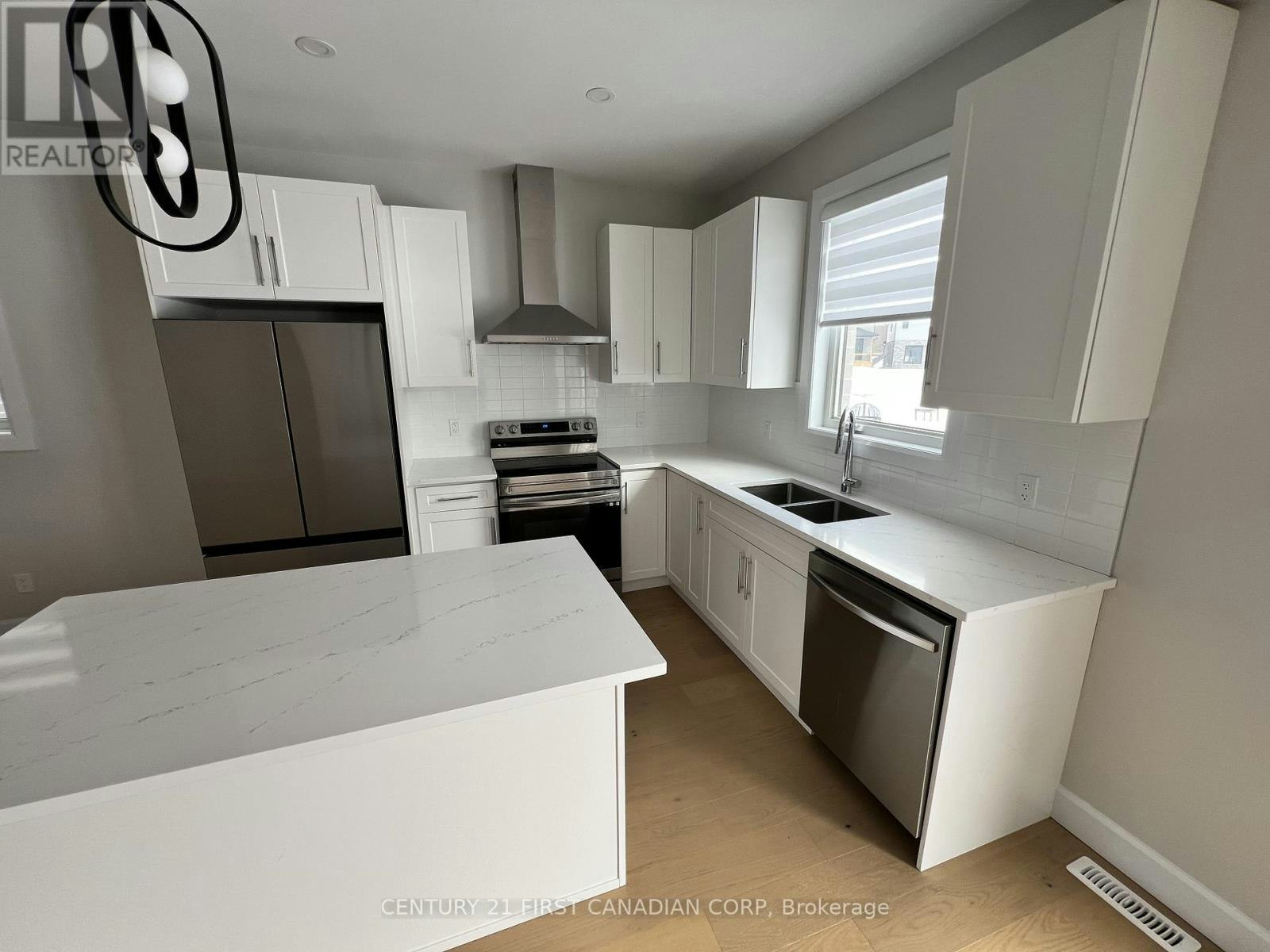 6453 Royal Magnolia Avenue, London, ON, N6P 0K2 - 8