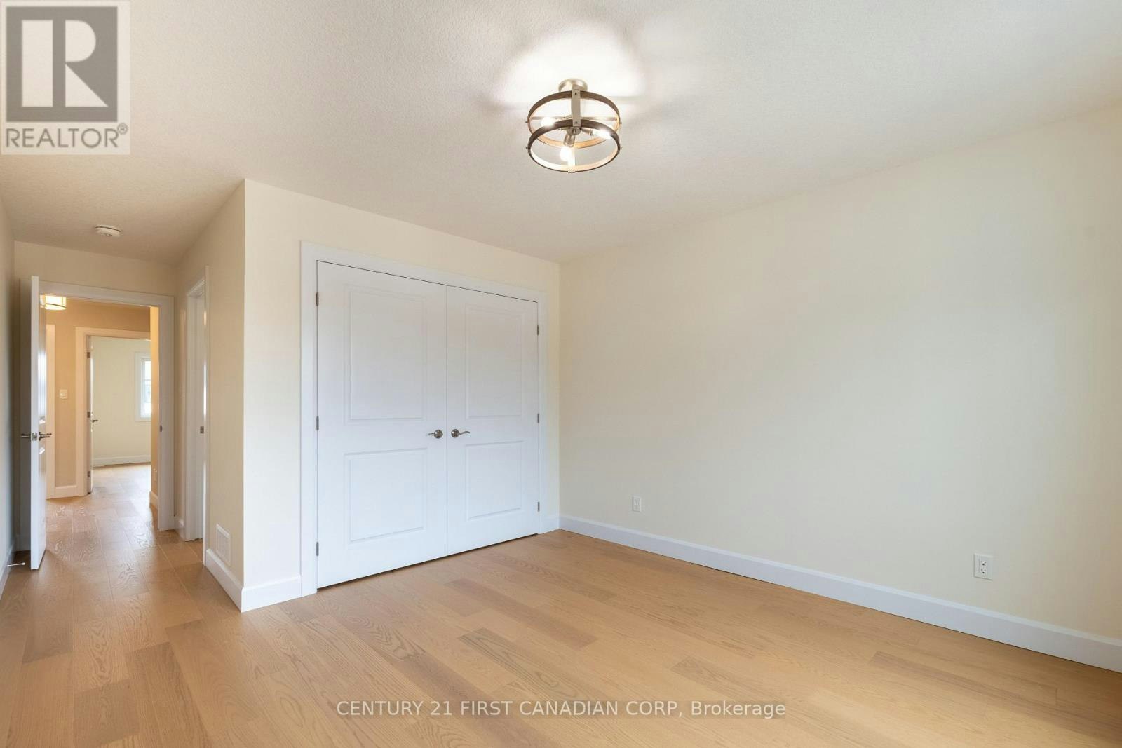 6453 Royal Magnolia Avenue, London, ON, N6P 0K2 - 14