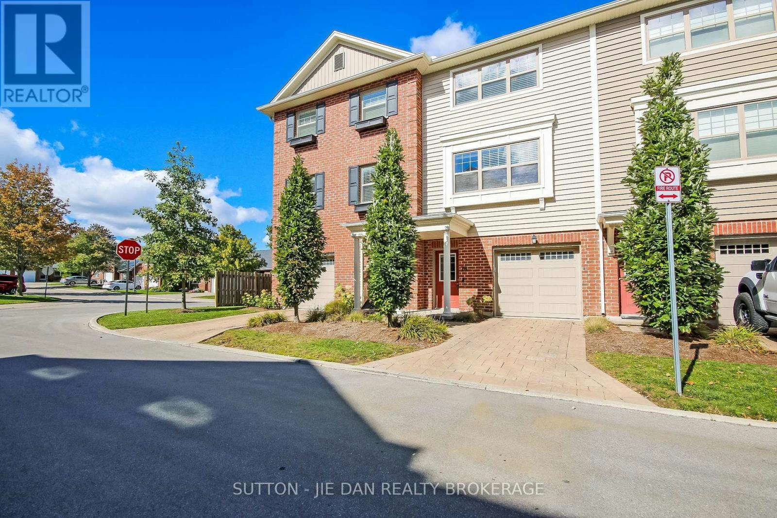 78-3025 Singleton Avenue, London, ON, N6L 0E6