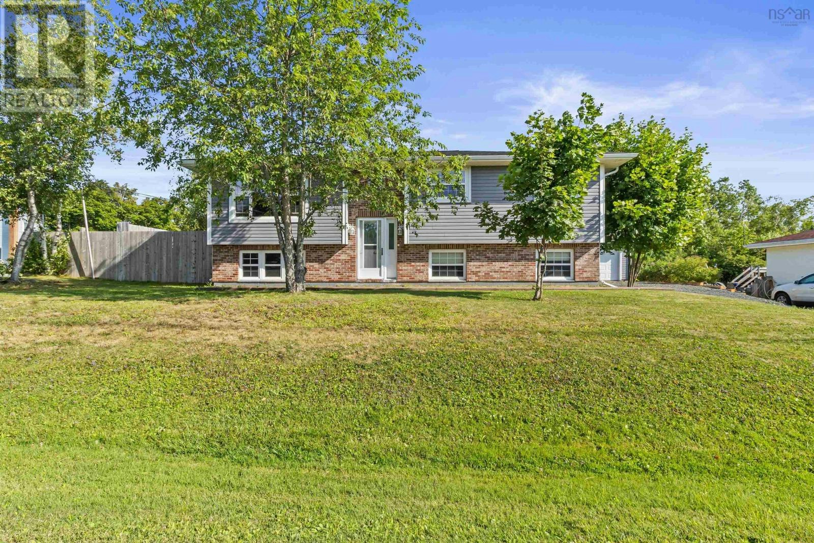 44 St Bernard Street, Stellarton, NS, B0K 1S0