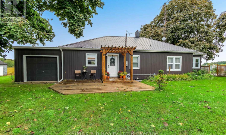 2237 Pinegrove Road