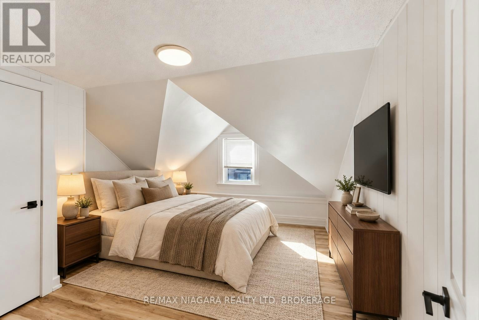 UPPER-34 Haig Street, St. Catharines, ON, L2R 6K8 - 11