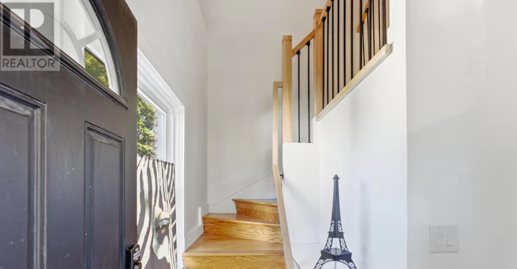 UPPER-34 Haig Street, St. Catharines, ON, L2R 6K8 - 2