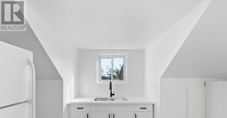 UPPER-34 Haig Street, St. Catharines, ON, L2R 6K8 - 18