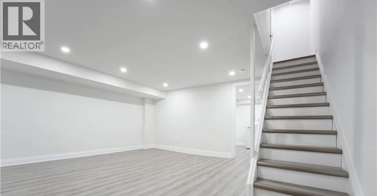 136 Jansen Avenue, Kitchener, ON, N2A 2L7 - 24