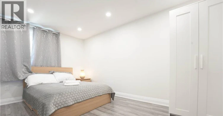 136 Jansen Avenue, Kitchener, ON, N2A 2L7 - 22