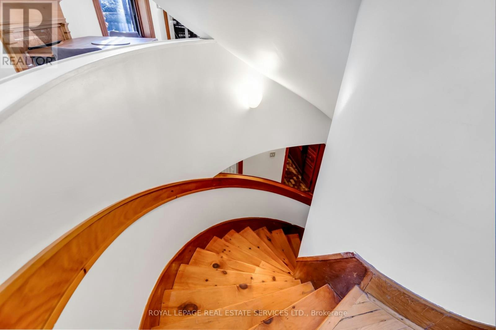 MAIN-71 Bernard Avenue, Toronto, ON, M5R 1R6 - 9