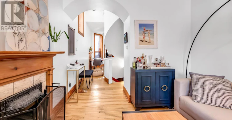 MAIN-71 Bernard Avenue, Toronto, ON, M5R 1R6 - 2