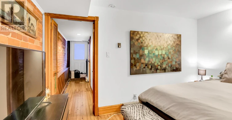 MAIN-71 Bernard Avenue, Toronto, ON, M5R 1R6 - 11