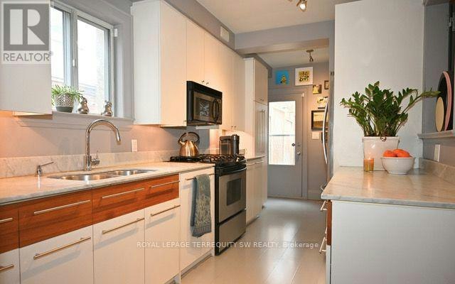 145 Chiltern Hill Road, Toronto, ON, M6C 3C3 - 3