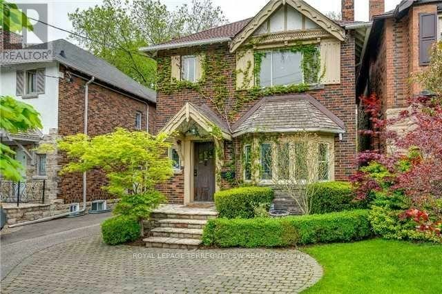 145 Chiltern Hill Road, Toronto, ON, M6C 3C3
