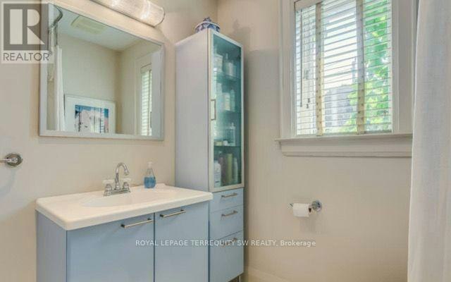 145 Chiltern Hill Road, Toronto, ON, M6C 3C3 - 7