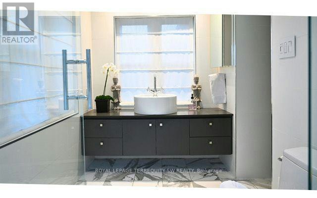 145 Chiltern Hill Road, Toronto, ON, M6C 3C3 - 25
