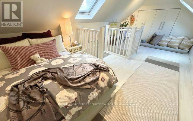 145 Chiltern Hill Road, Toronto, ON, M6C 3C3 - 8