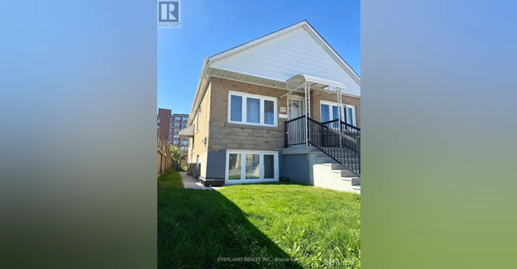 BSMT-808 Midland Avenue, Toronto, ON, M1K 4E7